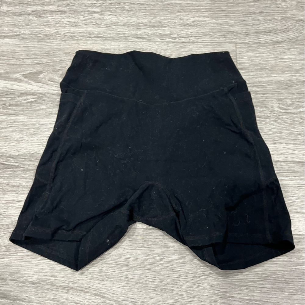 Sunzel Black High-Waisted Shorts Pockets no Front Seam L